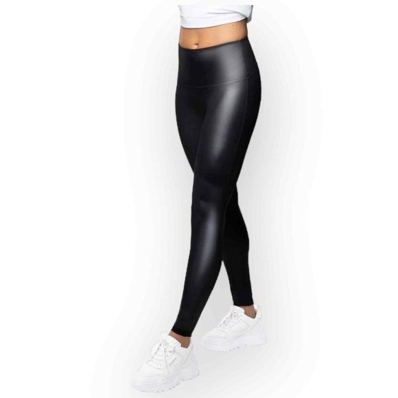 NWT Jane & Bleecker Women’s Faux Leather Leggings Black Size Medium - Picture 1 of 8